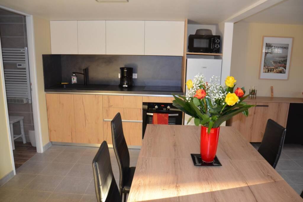 Apartament Vue Sainte Victoire, Proche Aix-En-Provence Pourrieres Zewnętrze zdjęcie
