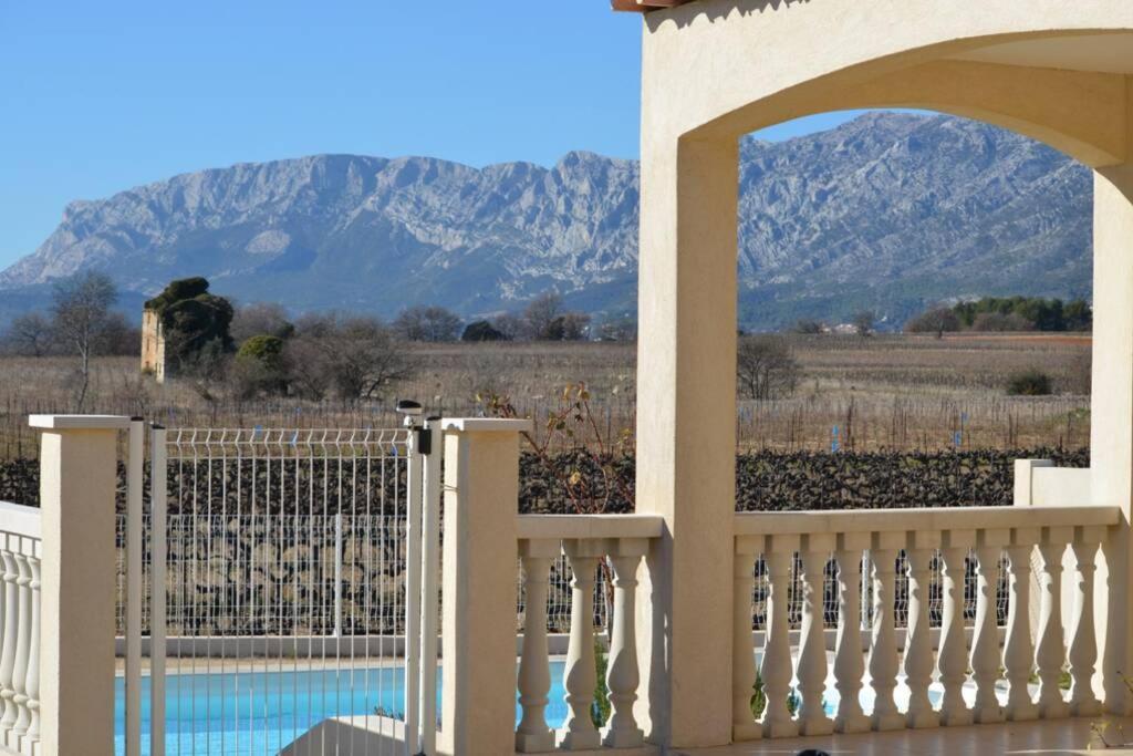 Apartament Vue Sainte Victoire, Proche Aix-En-Provence Pourrieres Zewnętrze zdjęcie